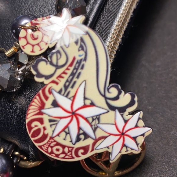 Earing and bracelet set - Picture 5 of 7